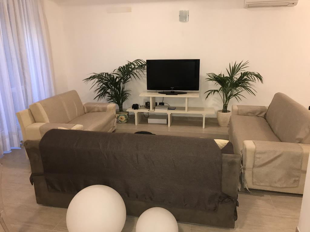 Hotel Lido Inn 利多迪卡马约雷 外观 照片